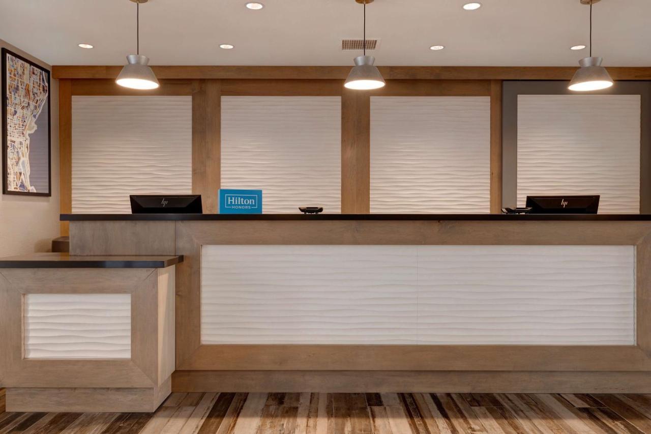 Homewood Suites By Hilton Oak Creek Milwaukee Exterior foto