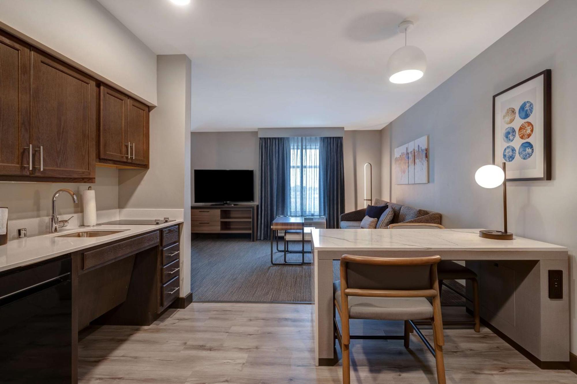 Homewood Suites By Hilton Oak Creek Milwaukee Exterior foto